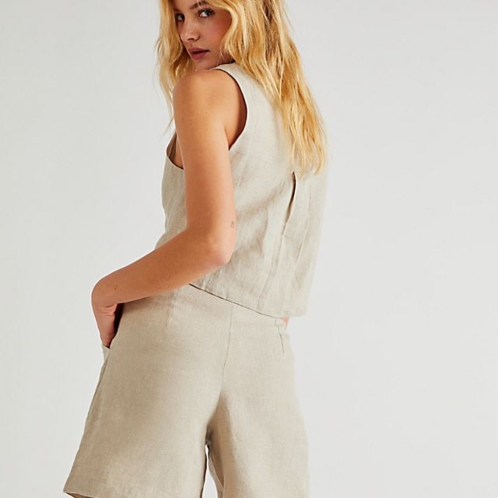 Women's Beige Linen Trouser Short